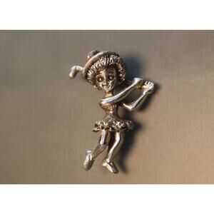 Vintage Cyvra Golf Girl Brooch Lady Pin